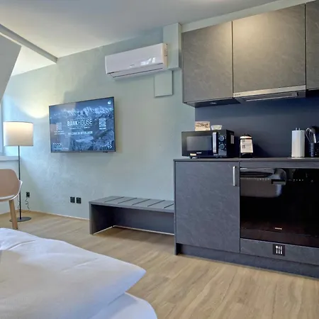 Bank House M 405 - Griwa Rent